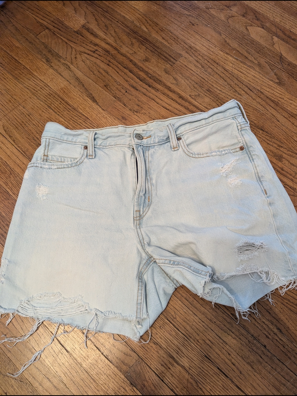 Old Navy Light Wash Distressed Denim Cutoff Shorts
